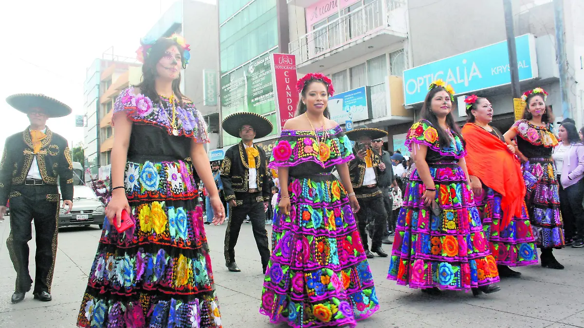 DESFILE CUATRO_CMYK